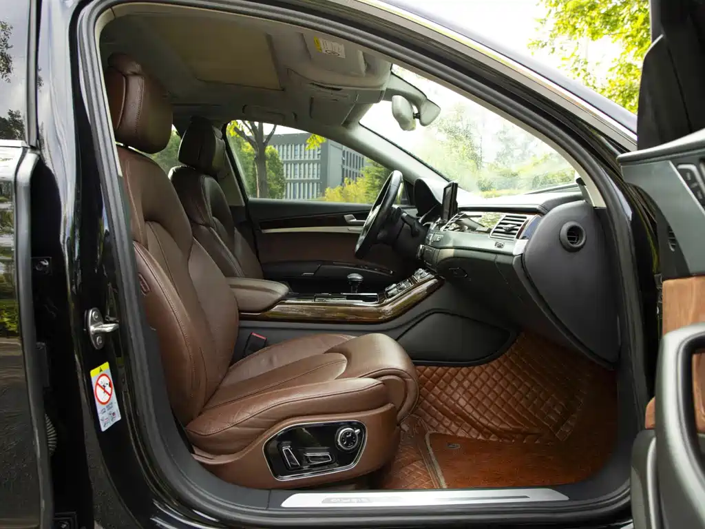 Audi A8 — миниатюра 15