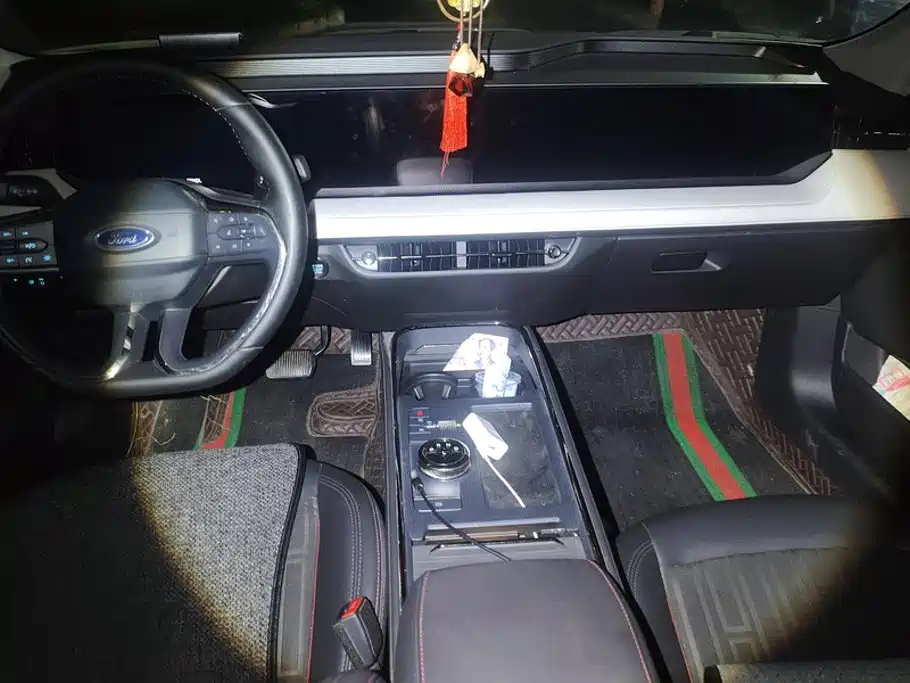 Ford Mondeo — миниатюра 13
