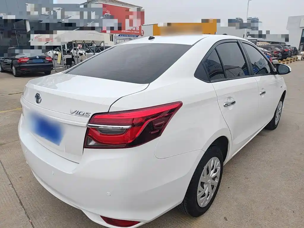 Toyota Vios — миниатюра 7
