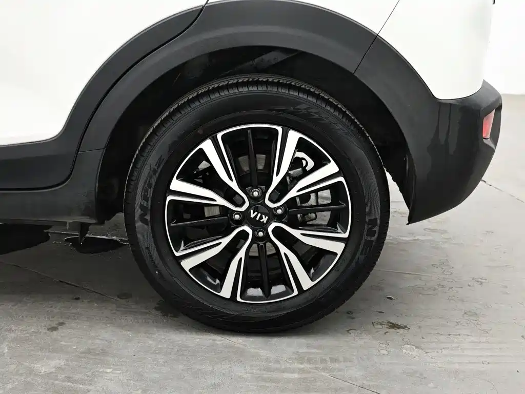 Kia KX1 — миниатюра 8