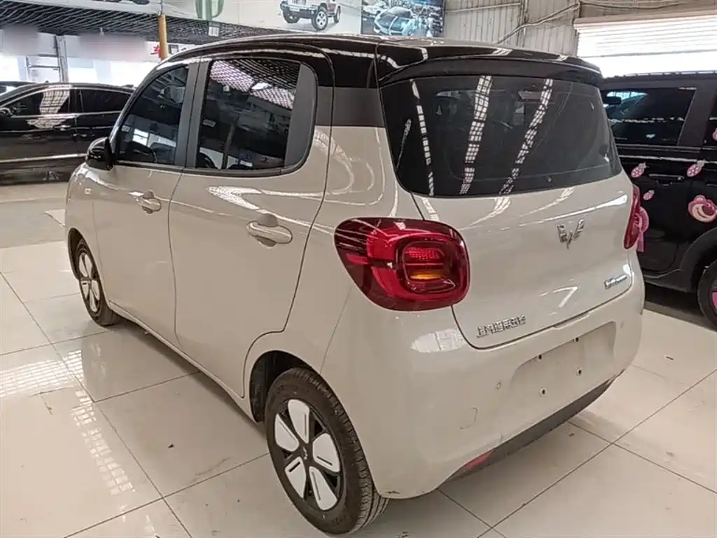 Wuling Mini EV MINIEV 2025 Premium +
