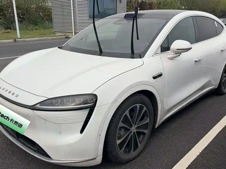 智界 Zhijie R7 0