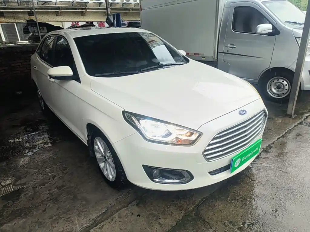 Ford Escort — миниатюра 4