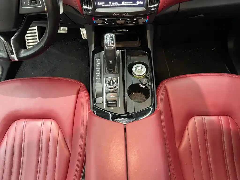 Maserati Levante — миниатюра 4