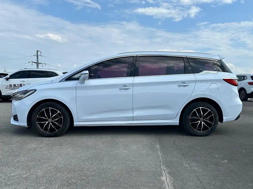 BYD Song MAX 1.5T Auto Connected Premium Type 7 seats, фото 25
