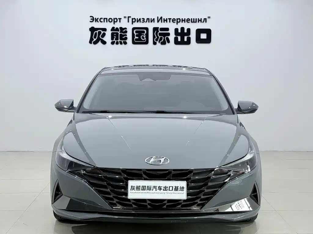 Hyundai Elantra 2022 1.5L CVT LUX Luxury