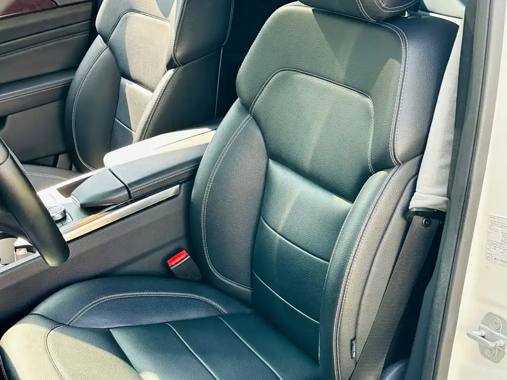 Mercedes-Benz M-Class — миниатюра 13