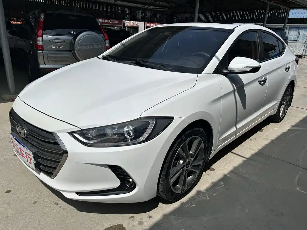Hyundai Elantra 2019