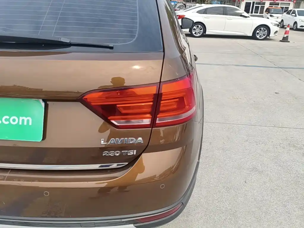 Volkswagen Cross Lavida — миниатюра 8