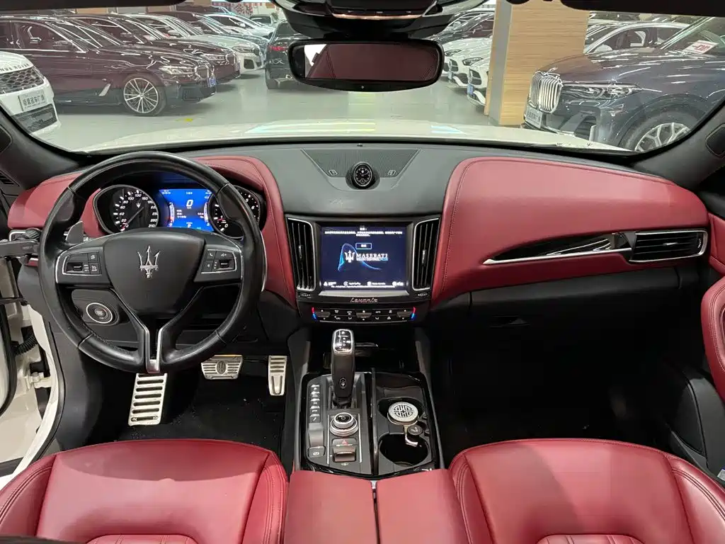 Maserati Levante — миниатюра 5