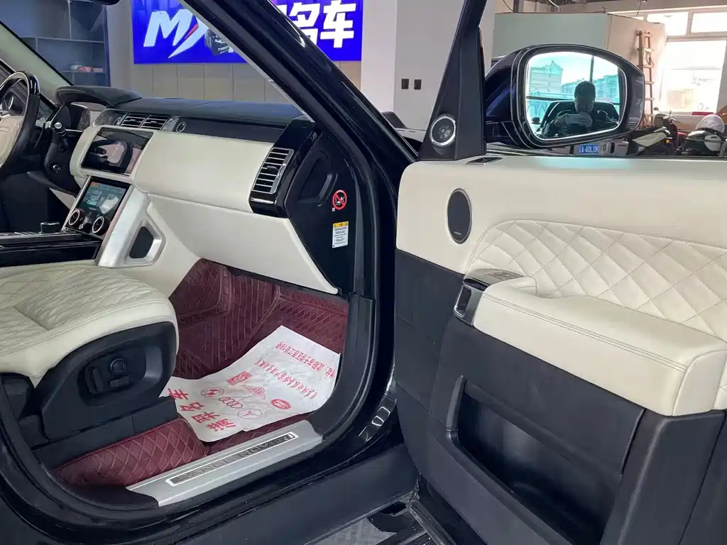 LAND ROVER RANGE ROVER