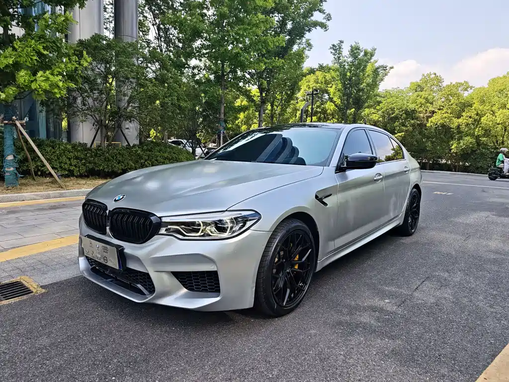 BMW 5 Series 2019