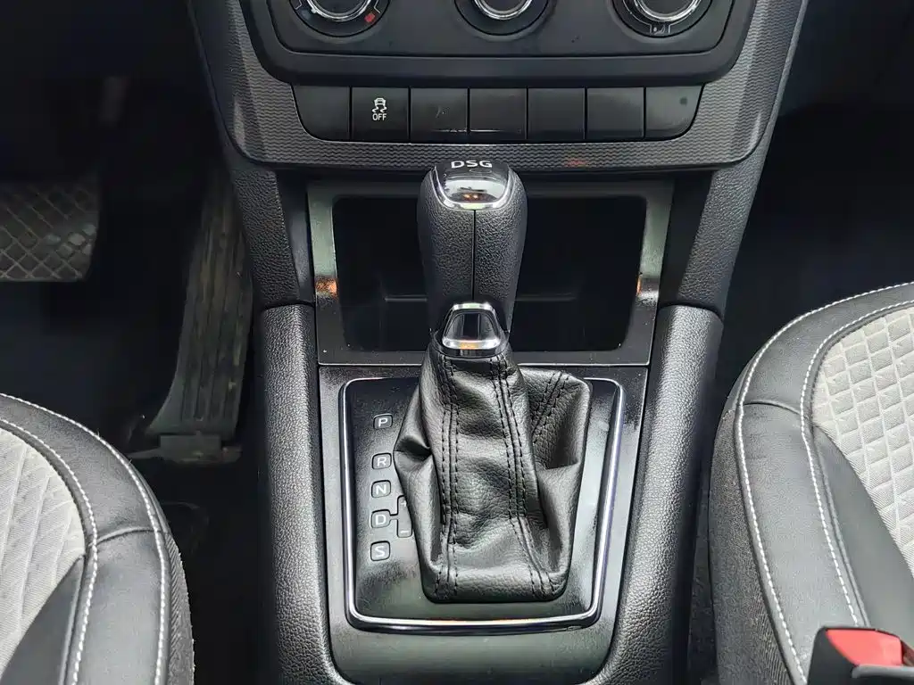 Skoda Yeti — миниатюра 13