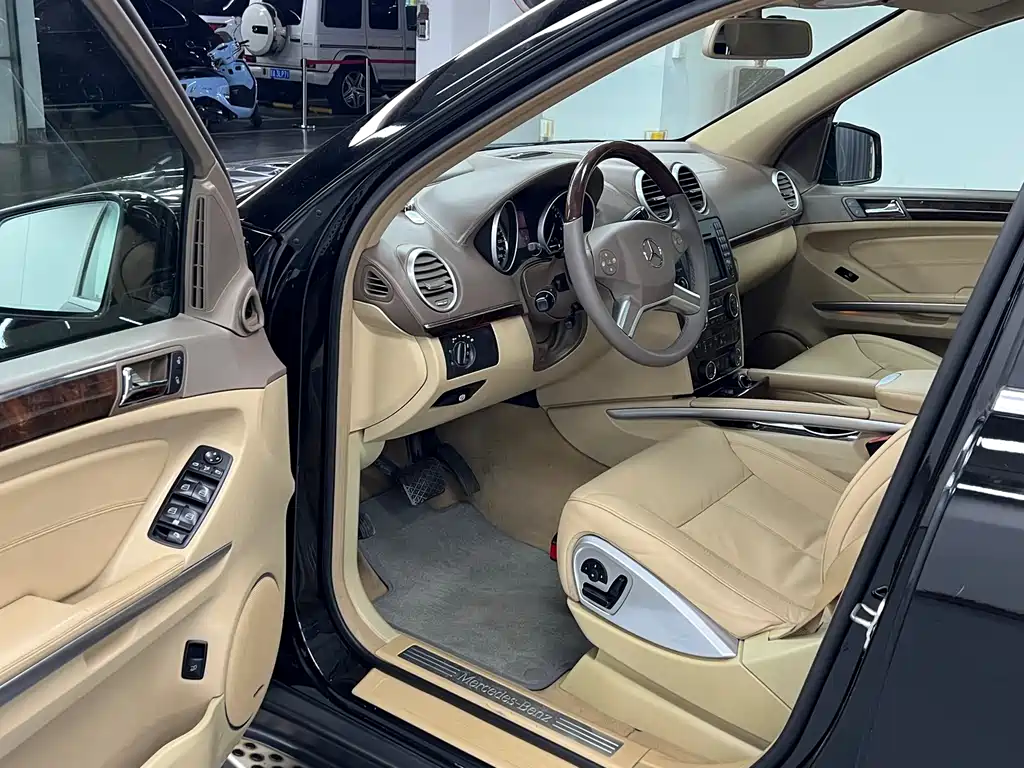 Mercedes-Benz GL 2011 GL 450 4MATIC Luxury