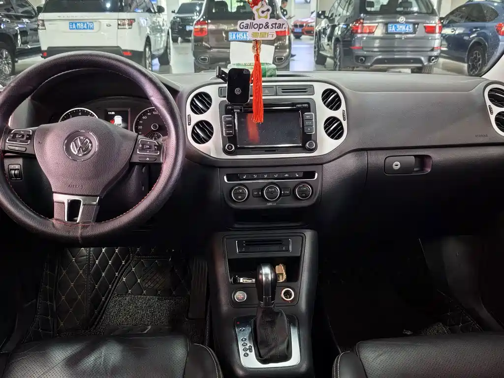 Volkswagen Tiguan — миниатюра 5