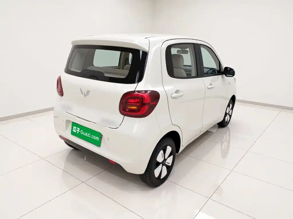 Wuling MINIEV — миниатюра 4