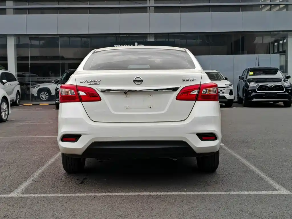 Nissan Sylphy — миниатюра 16