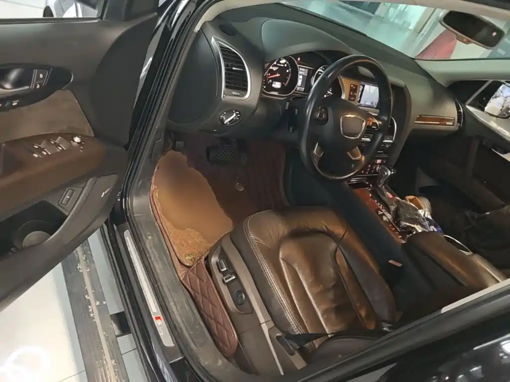 Audi Q7 — миниатюра 16