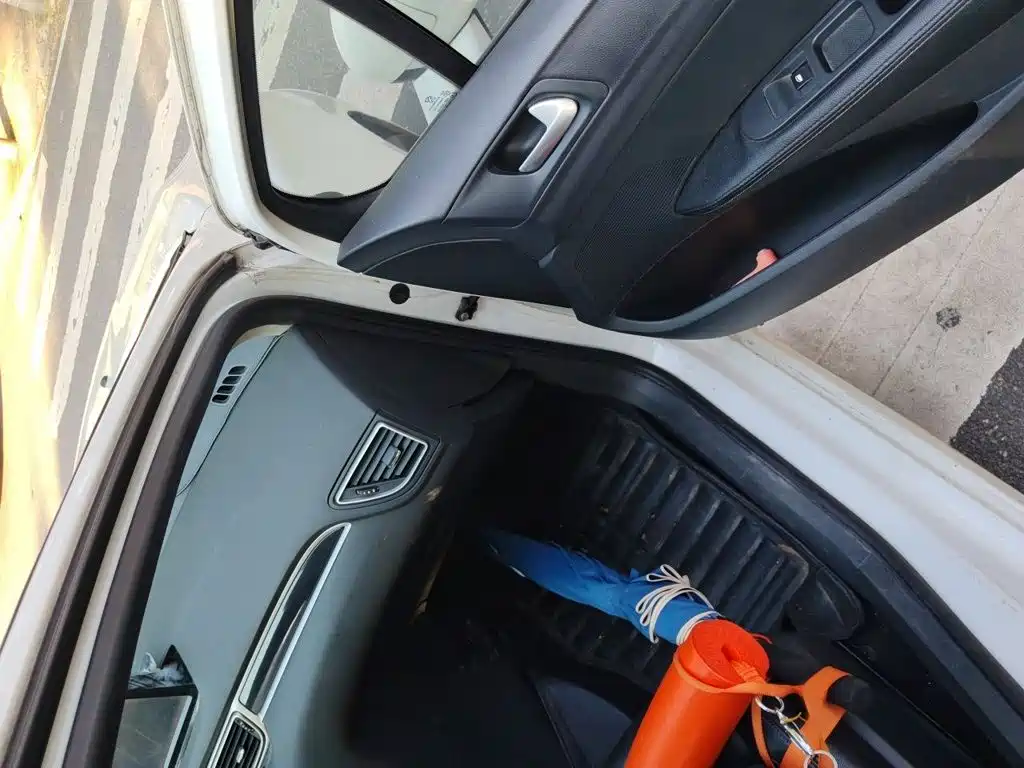 Peugeot 308 — миниатюра 20