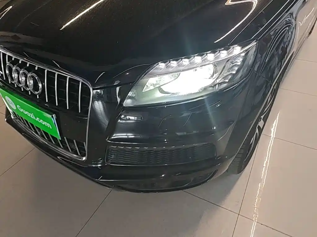 Audi Q7 — миниатюра 24