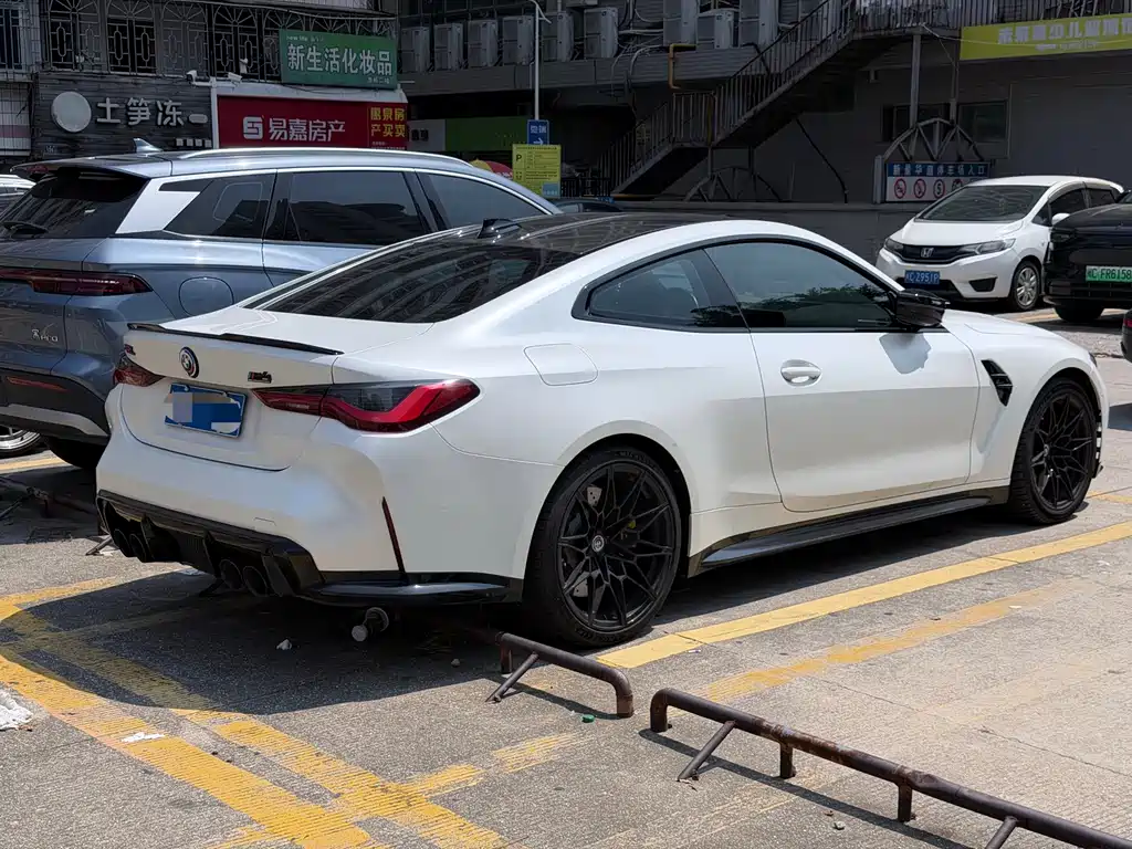 BMW M4 — миниатюра 4