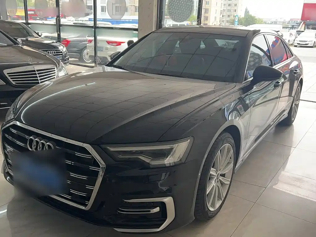 奥迪A6L 2023款 45 TFSI 臻选动感型 2024