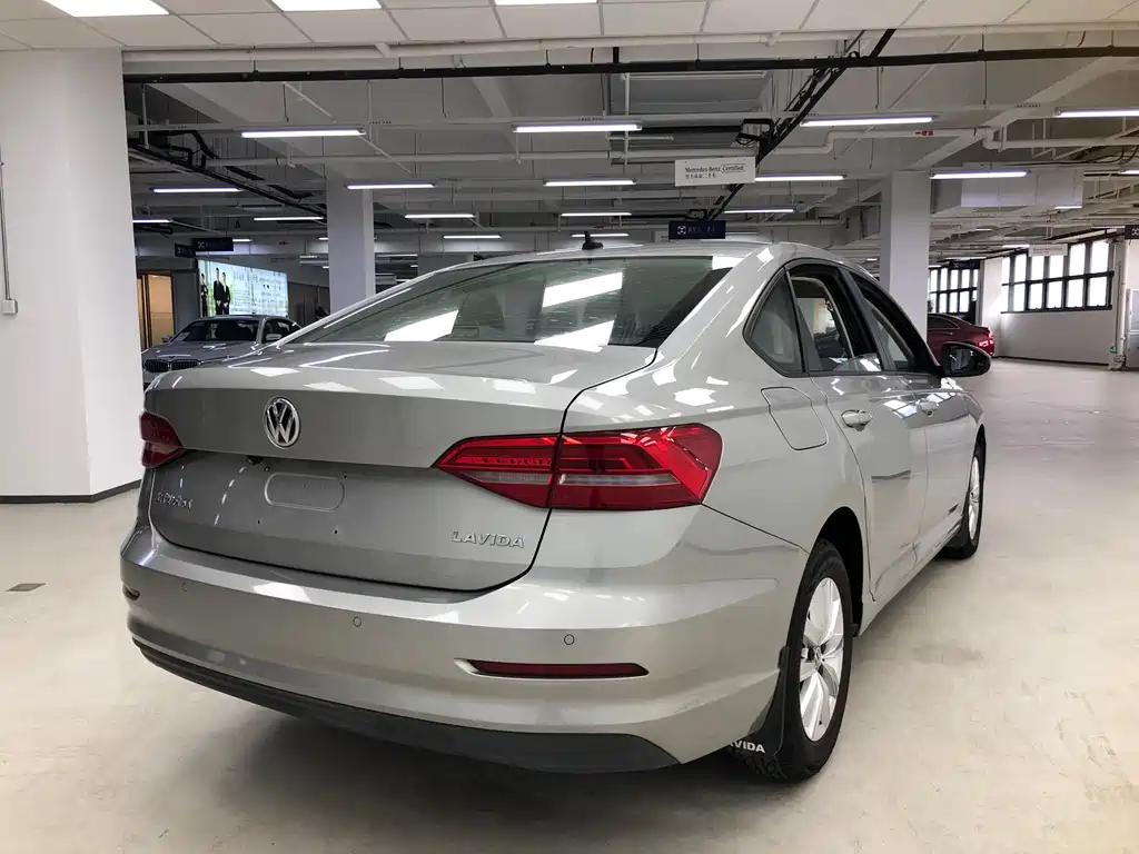 VOLKSWAGEN LAVIDA