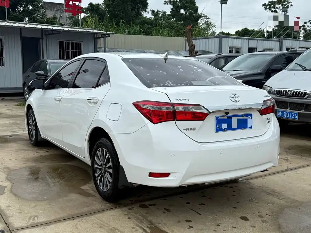 Toyota Corolla — миниатюра 7