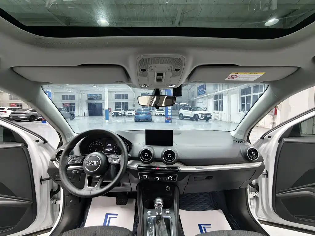 Audi Q2L — миниатюра 12