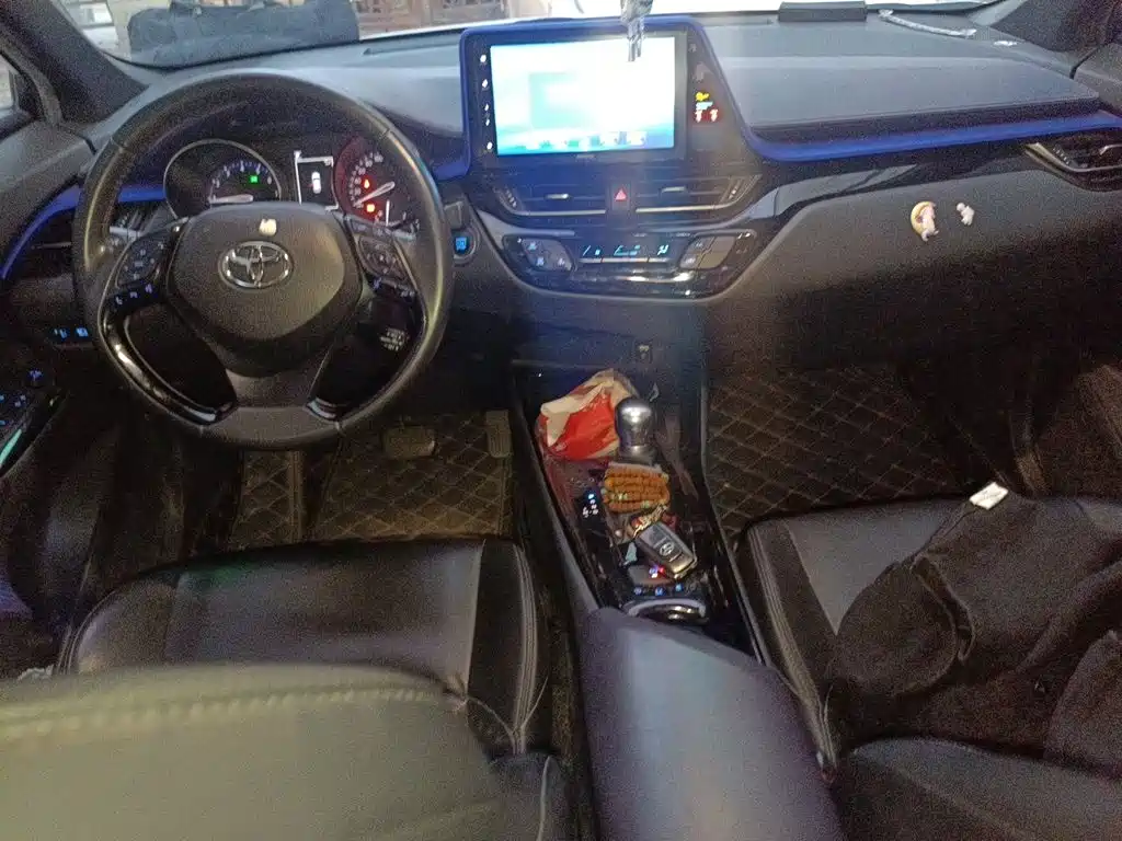 Toyota IZOA — миниатюра 5
