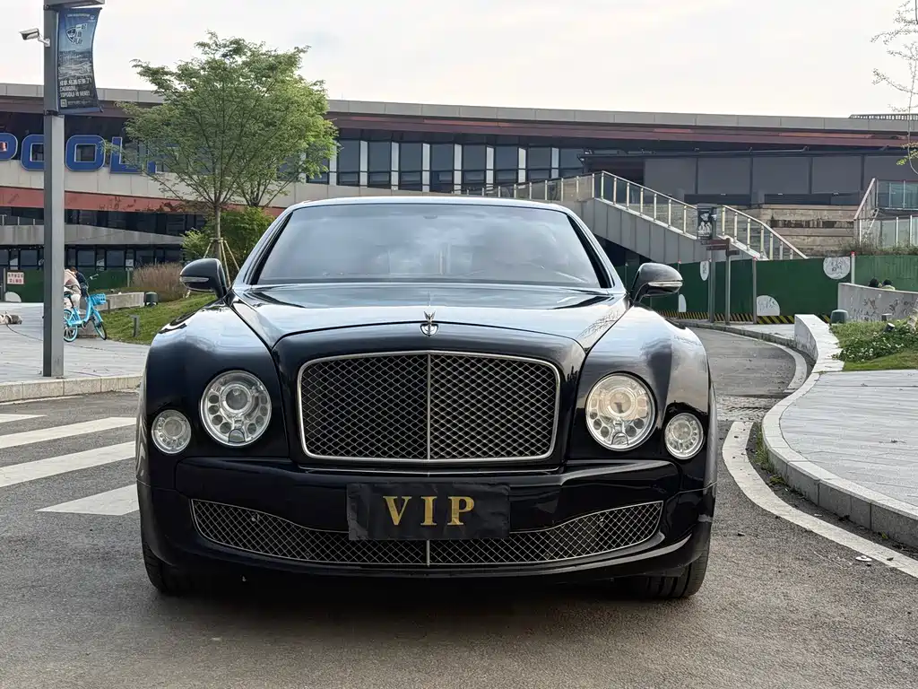 Bentley Mulsanne — миниатюра 2