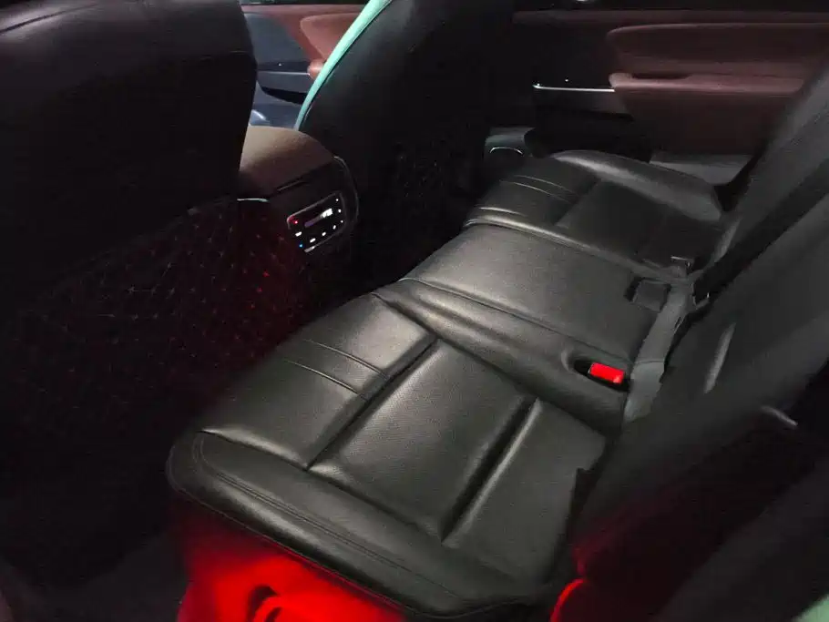 GAC Motor Trumpchi GS8 — миниатюра 11