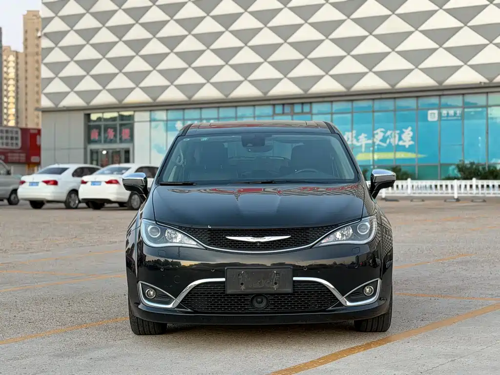 Chrysler Grand Voyager 2017 3.6L Premium