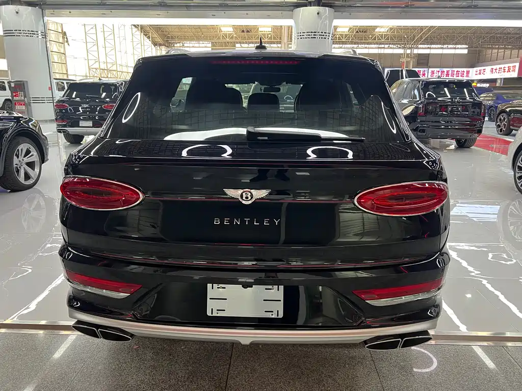 Bentley Bentayga 2024 4.0T V8