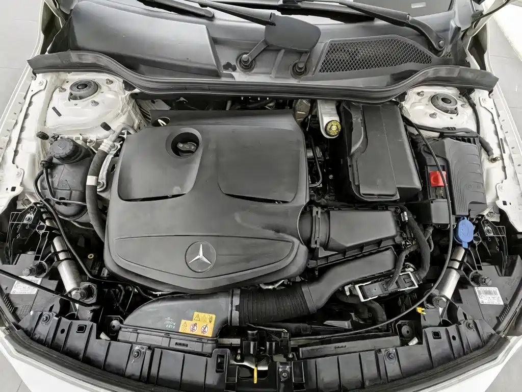 Mercedes-Benz GLA — миниатюра 6
