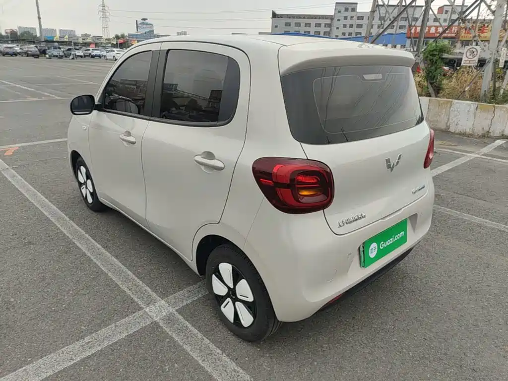Wuling MINIEV — миниатюра 5