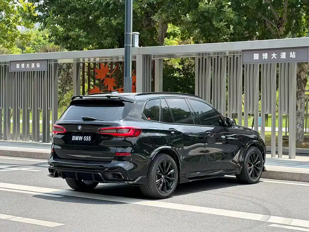 BMW X5 (Import) — миниатюра 7