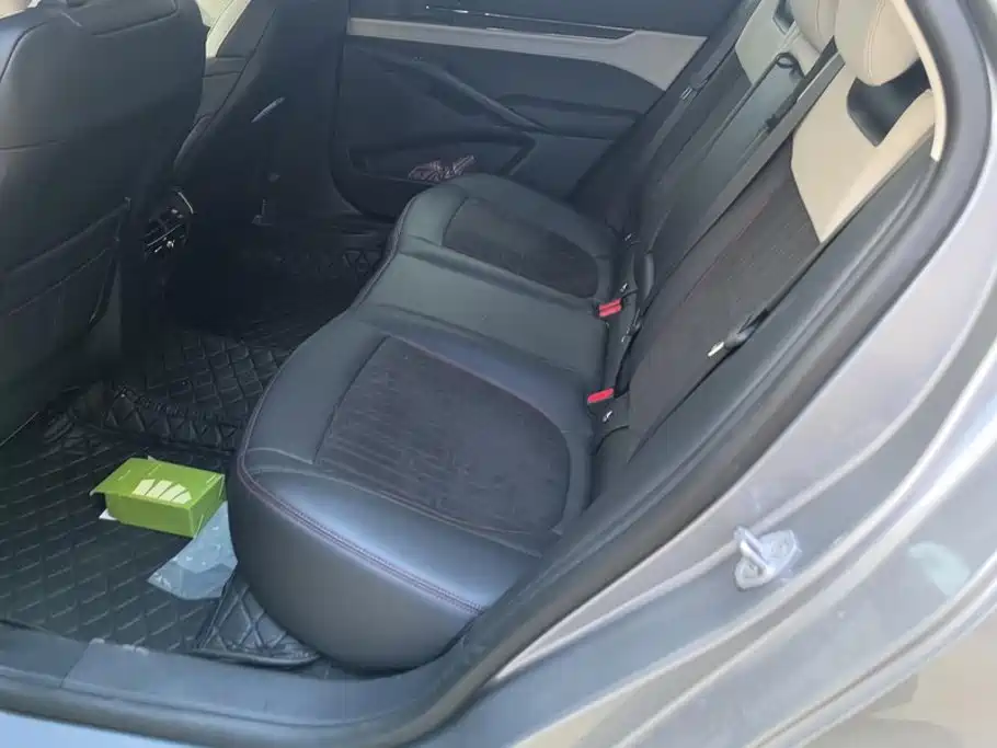 Ford Mondeo — миниатюра 11