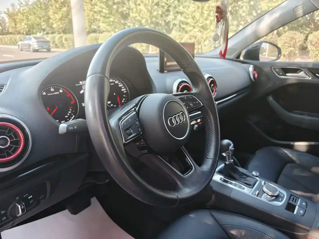 Audi A3 — миниатюра 10