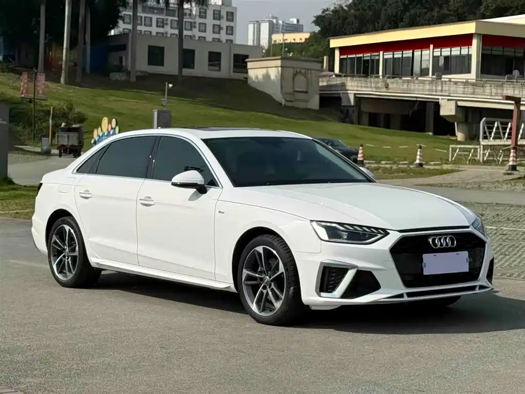 Audi A4L 2021