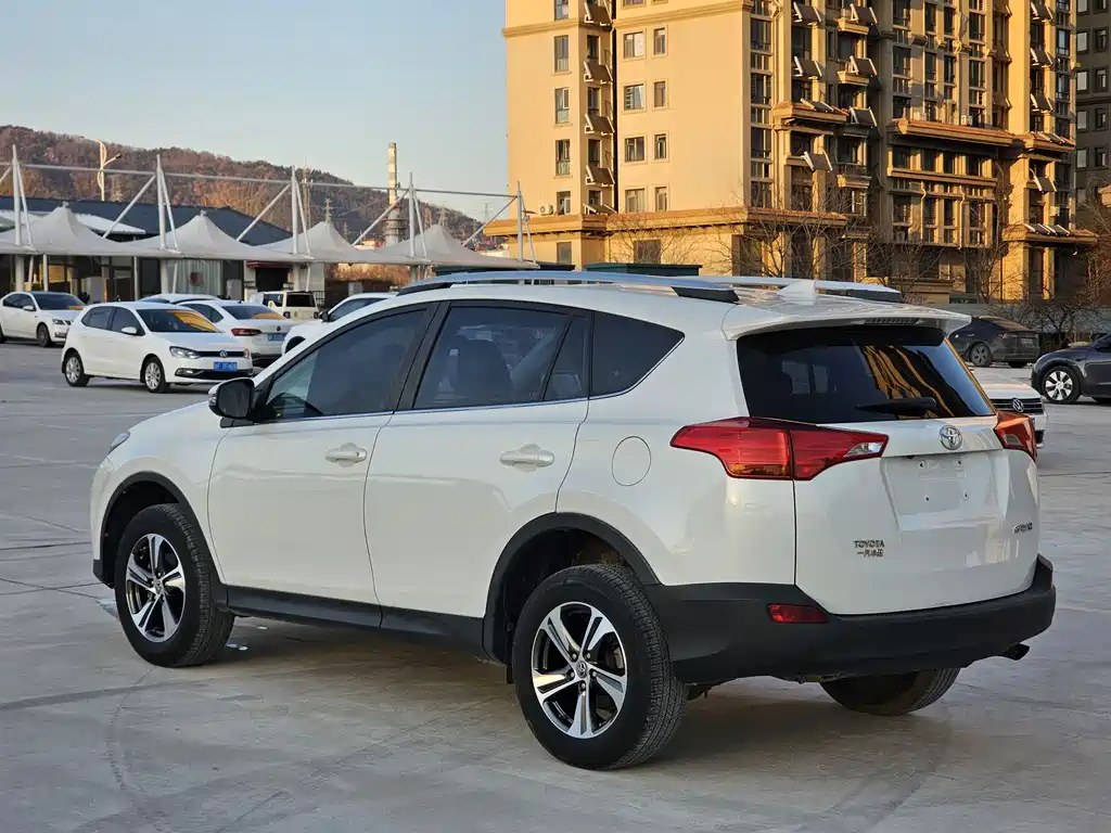 TOYOTA RAV4 RONGFANG