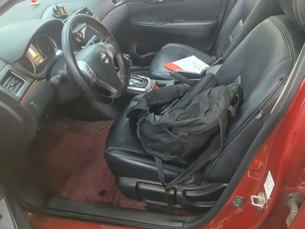 Nissan Tiida — миниатюра 15