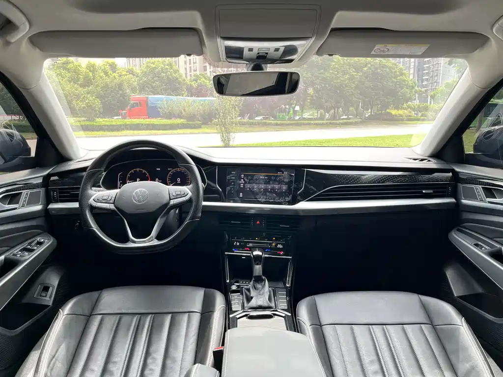 Volkswagen Passat — миниатюра 4