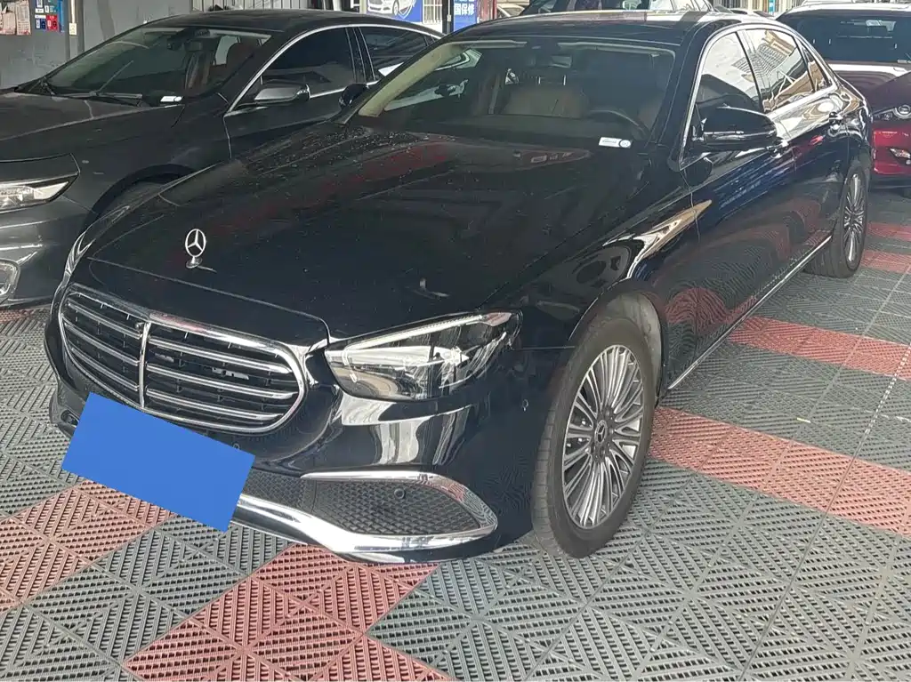 Mercedes-Benz E-Class 2021