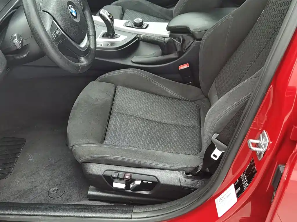 BMW 3 Series — миниатюра 20