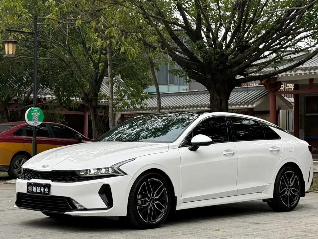 Kia K5 2021
