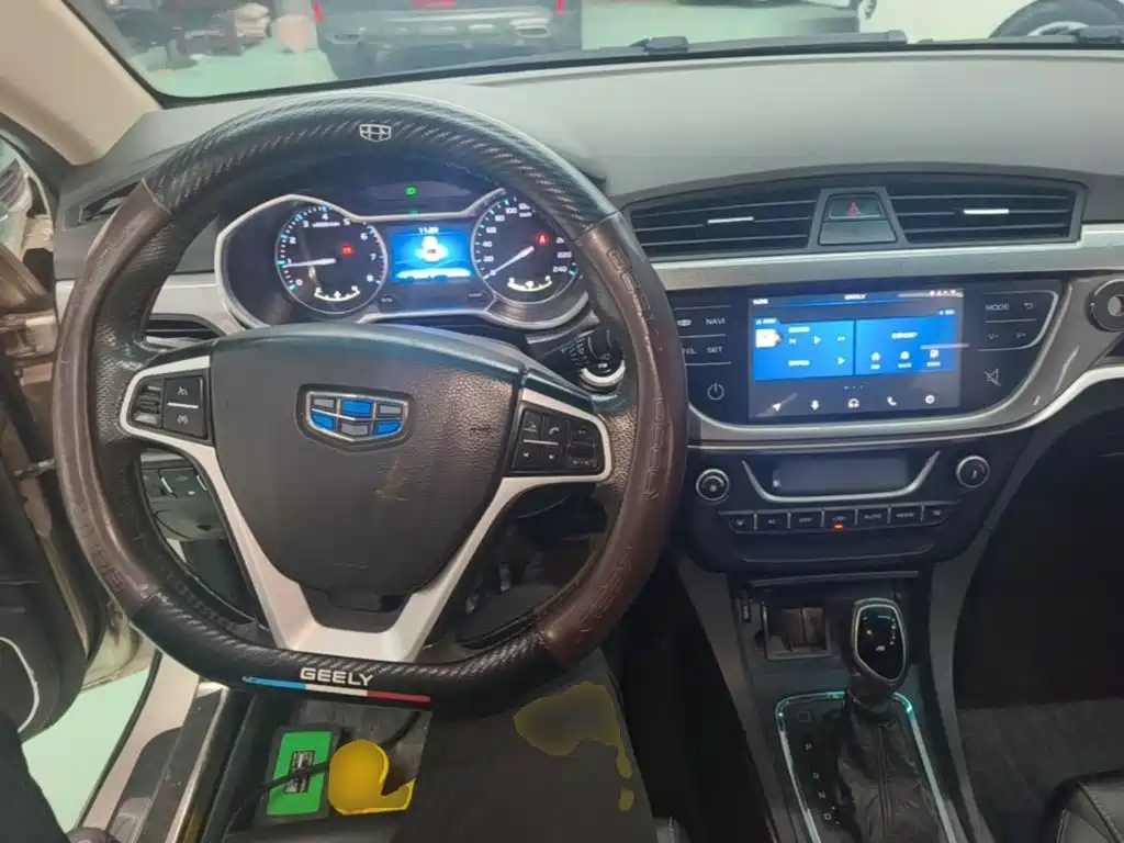 Geely Emgrand — миниатюра 10