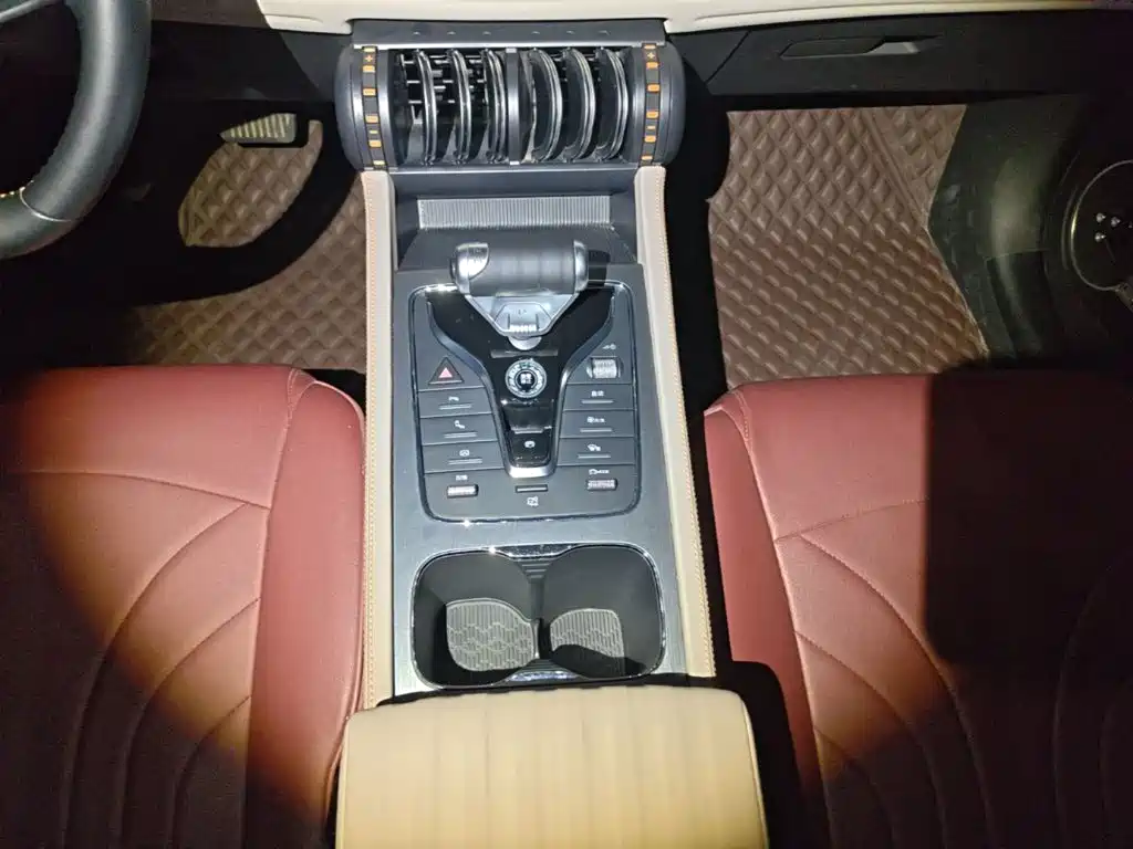 BYD Yuan Plus — миниатюра 14