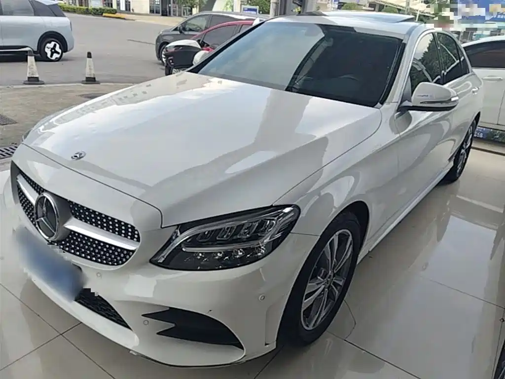 Mercedes-Benz C-Class 2020