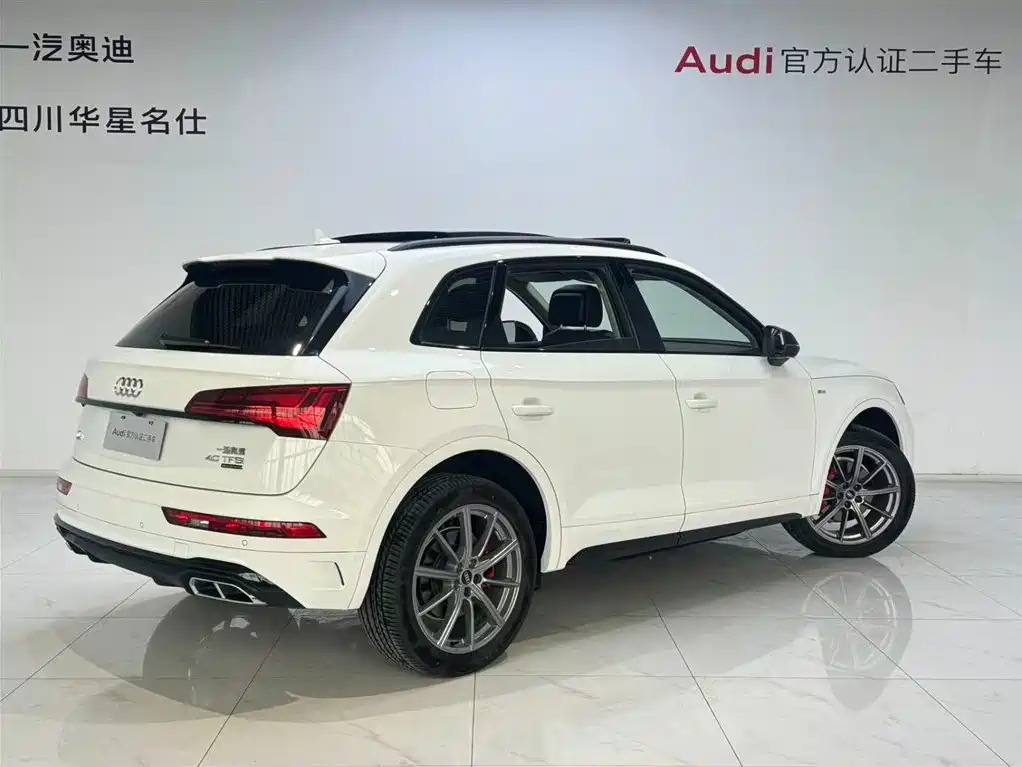 Audi Q5L 2022 40T Luxury